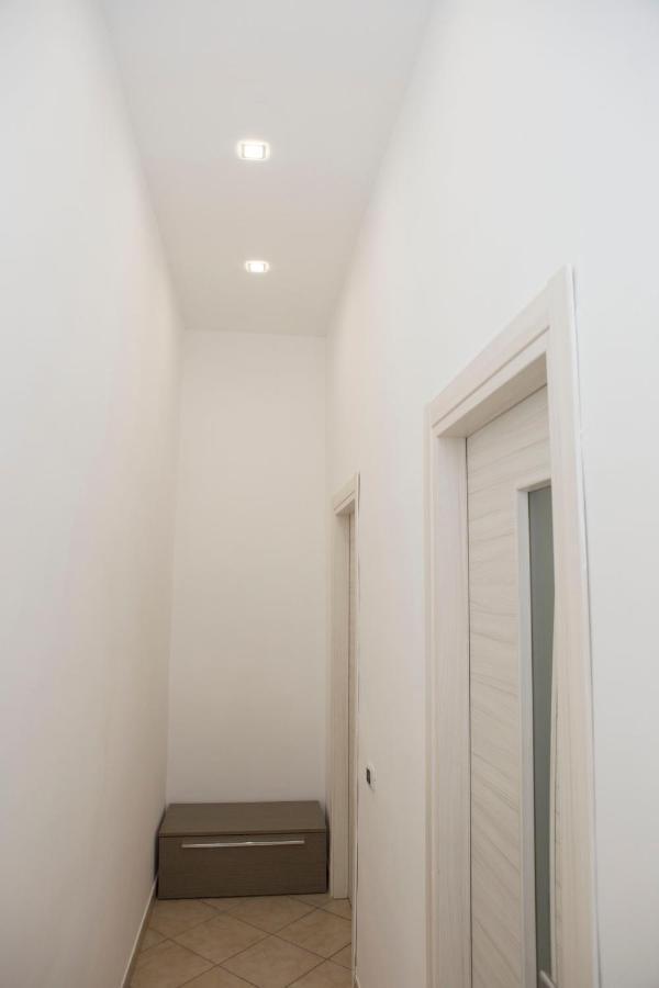 Ferienwohnung Airport House Neapel Exterior foto